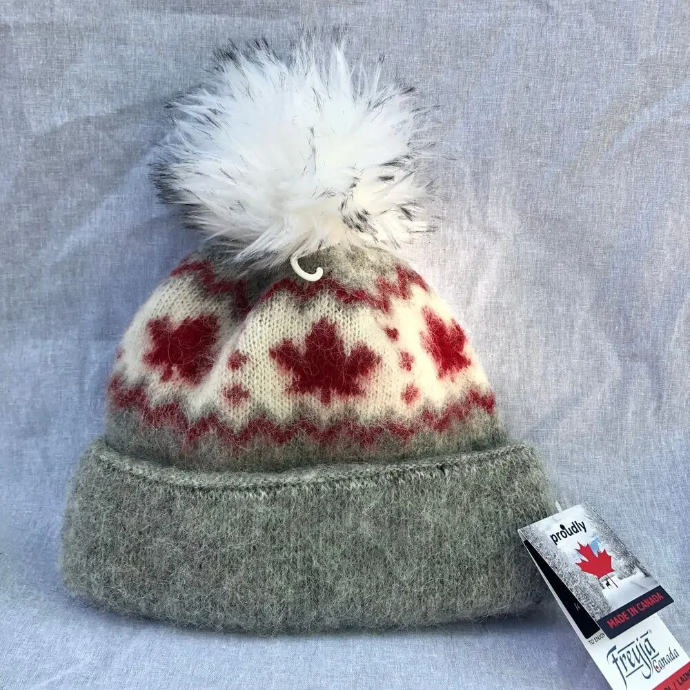 Freya Icelandic Wool Winter Set Hat Mitten Canada Maple Leafs Pom Lined NEW